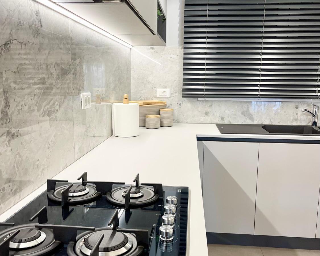 White House Kokas Luxury Apartments Kremasti  Bagian luar foto